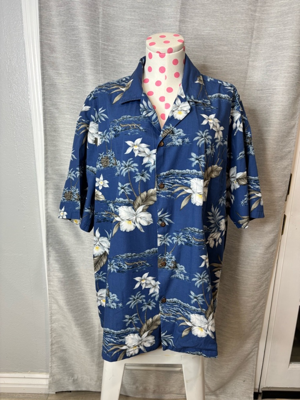 Men's Navy Blue Tropical Floral Button-Down Camp Shirt